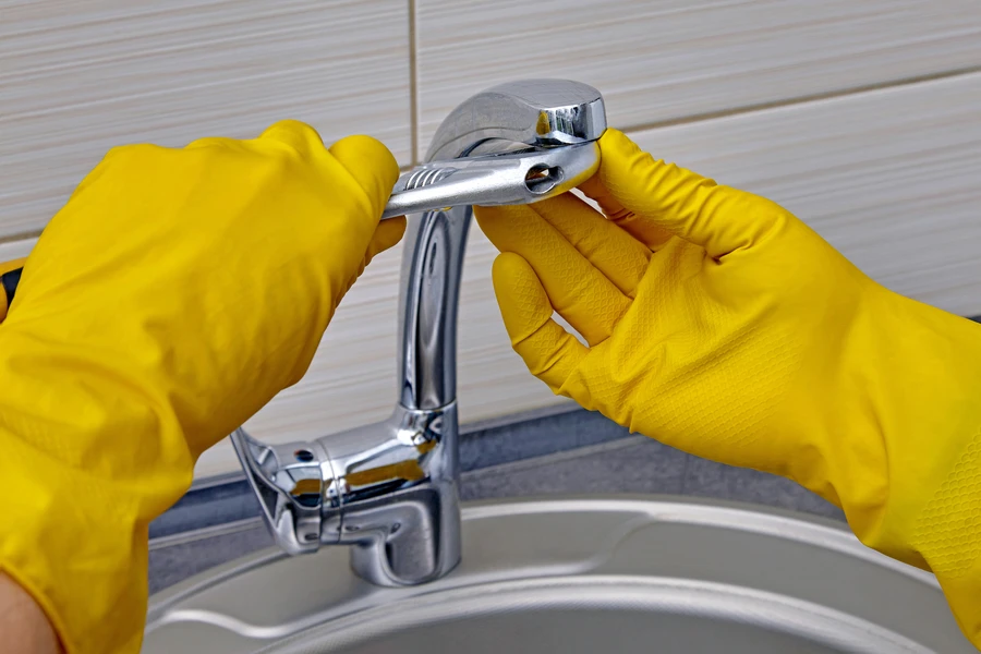 Quantity Kitchen Faucet Replacement in Houston, TX Quantity Kitchen Faucet Replacement in Houston, TX